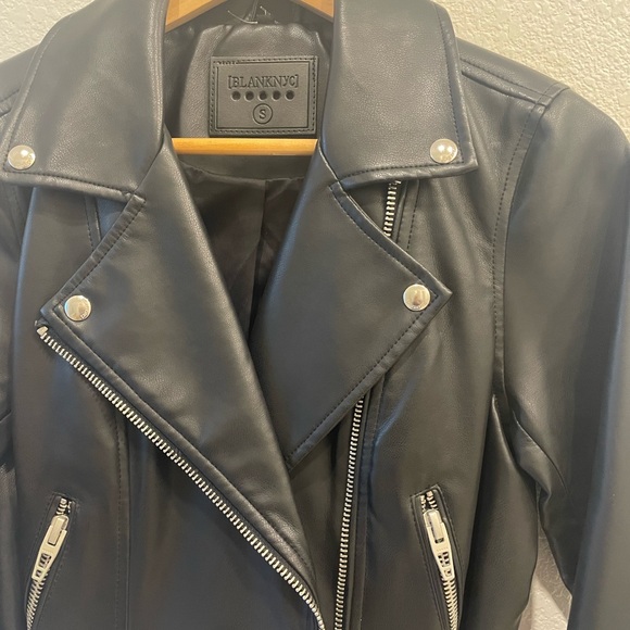 Blank NYC Women's Black Vegan Moto Jacket Size Small - Picture 4 of 4